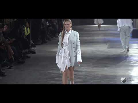 BALOSSA SS2020 catwalk