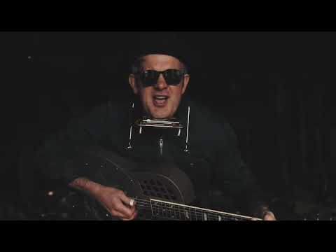 Video thumbnail for Guitar Man