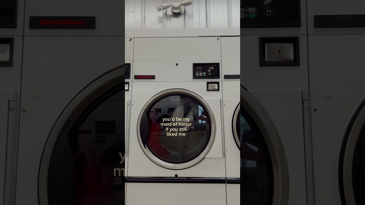 raise your hand if your roommate moved out while you were sleeping...