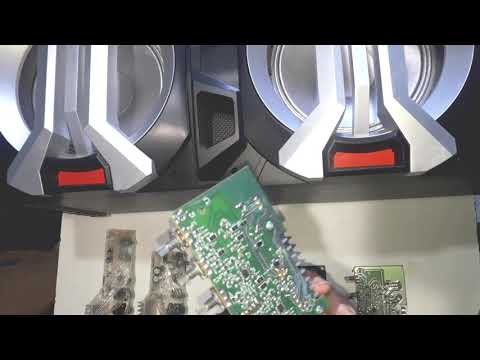 Caixa amplificada entrou formiga e queimou a placa, substituindo e modificando