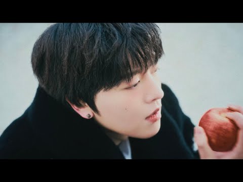 RAVN - Comedy (Official Video)