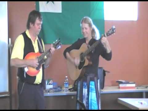 Kajto group sings in Esperanto in Sydney - Para-fino