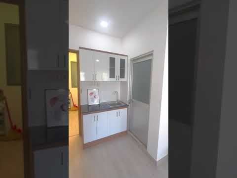 Serviced apartmemt for rent with balcony on Le Van Sy street in Tan Binh District