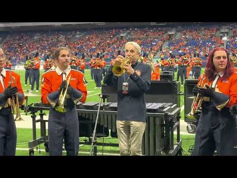 Allen Vizzutti plays "Birdland" with UTSA Marching Band