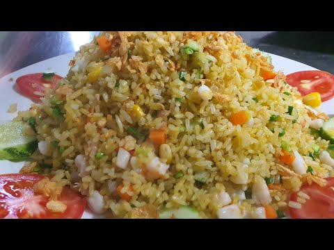 Cơm chiên hải sản