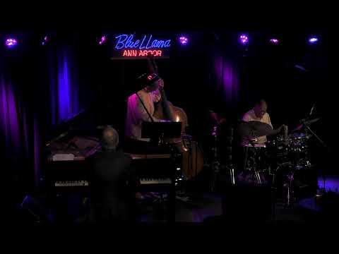 FAMOUDOU DON MOYE Famoudou Don Moye - Ari Brown ‎: Live At The