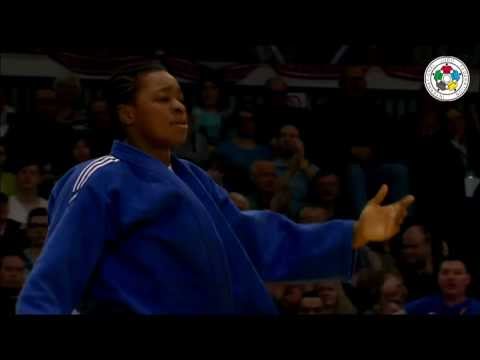 Grand Prix Dusseldorf 2014: Audrey Tcheumeo (FRA) - Zhehui Zhang (CHN)