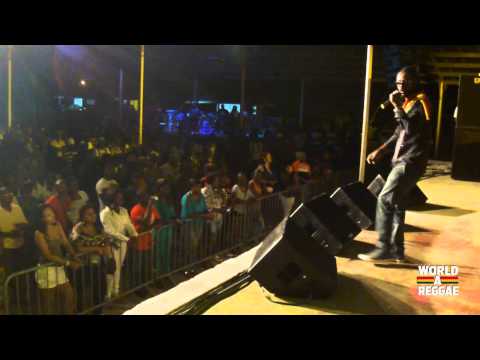 Kenny B Live @ Flamboyant Park - Paramaribo, Suriname (5/1/2013)
