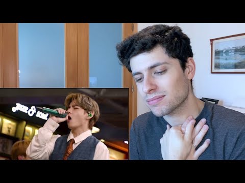 Singer / Songwriter Reacts to BTS (방탄소년단) V Taehyung Doesn't Know Autotune for the First Time