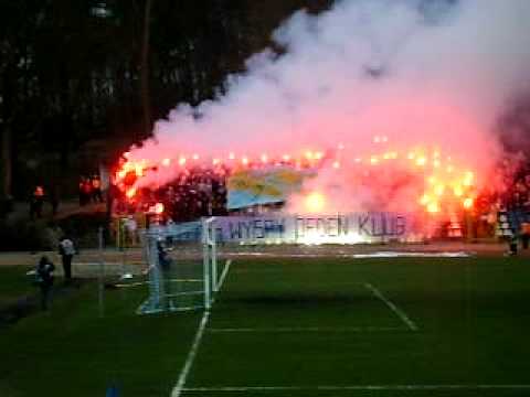 Flota Świnoujście - Widzew Łódź 28.03.2009 cz. IX www.starywidzew.cba.pl