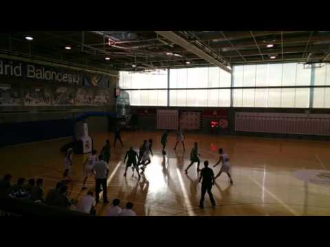 Liga EBA. Grupo B. Real Madrid-Fundación Globalcaja La Roda (60-61). 001.