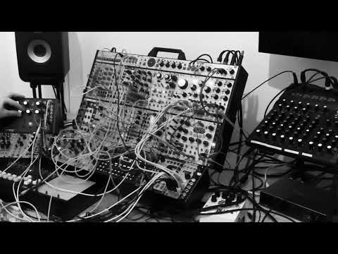 Glitchy Jam: Moog DFAM / Pamelas New Workout / Mutable Instrument Beads / 4ms Dual Looping Delay