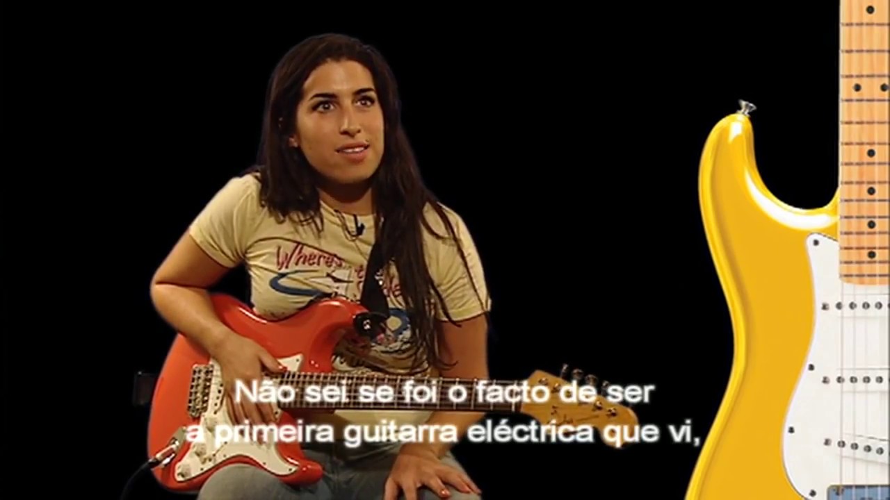 Amy Winehouse - Stratocaster (2004) - YouTube