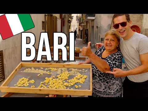 BARI'S BEST STREET FOOD in Puglia Italy 🇮🇹🍝