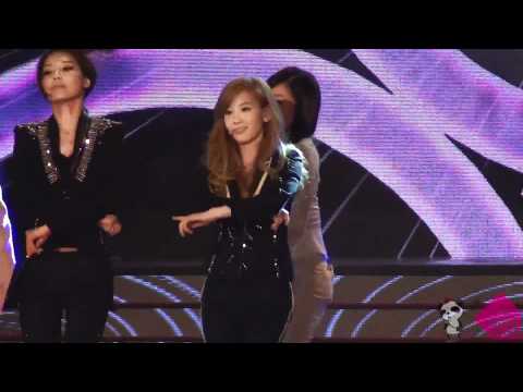 [fancam] 111121 Popular Culture Art Awards SNSD 'the boys' @Tiffany