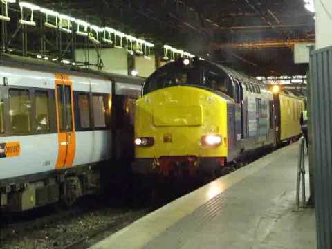 37609 and 37611 working 1Q18 at Paddington