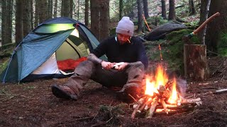 Solo Bushcraft Camping on the Longest night of the Year - Winter Solstice Wild Camp Deep in the Wood