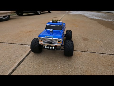 Traxxas Bigfoot Goes BRUSHLESS!! 😱 VXL-3S Brushless Speed Run! 🚀