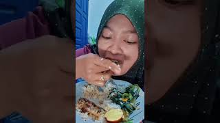 Download lagu ##makan #food #fyp #viral mp3