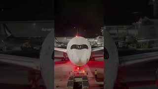🇺🇸Los Angeles空港✈️TerminalB. 12:00 a:m. Singapore Airlines. Airbus A350