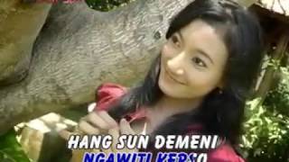 Download lagu ngangeni mp3