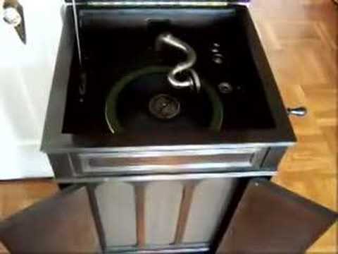 The Artophone -Sitting On Top Of The World- Roger Wolfe Kahn