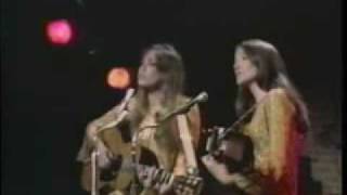 Carly Simon - Wynken, Blyken, and Nod (as the Simon Sisters)