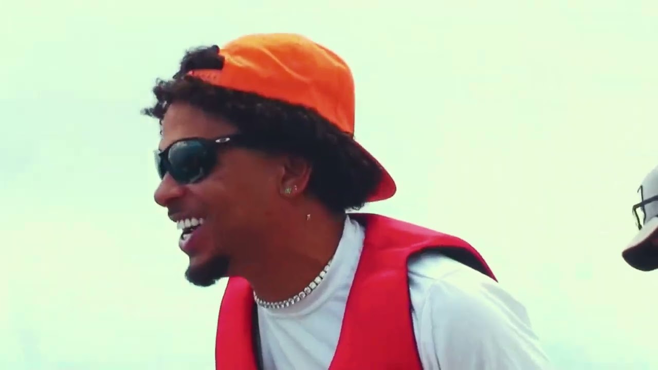 Ozuna ft. Beéle, Ovy On The Drums - Enemigos (Video Oficial)