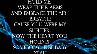 Graffiti6 - Free (lyrics)