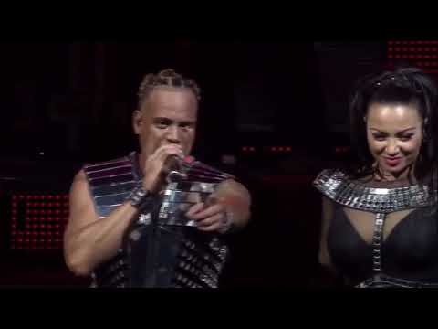 2 Unlimited Ray & Anita in concert