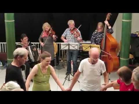 Lystig Svir spiller "Put i hul" ved Ramslag i Metronomen 2015