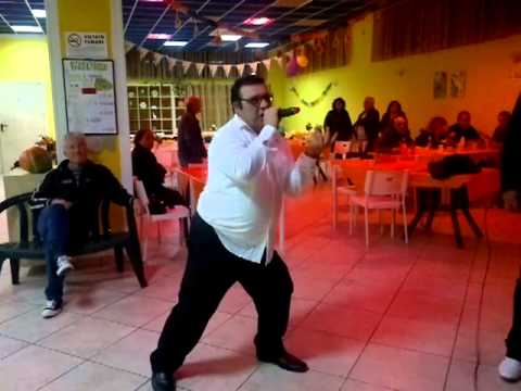 Karaoke e balli con Sabrina e Domenico