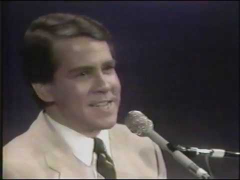 Joey Miskulin - Room Full of Roses - Sunday Varieties TV Show