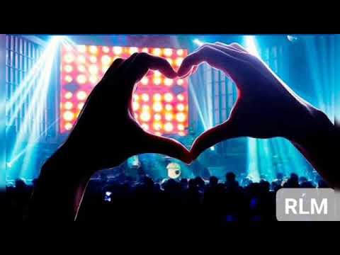 Kevin Roldán, Bryant Myers, Lyanno - hasta abajo