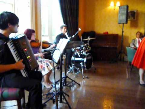 Furory Ceilidh Band - Oxo Reel