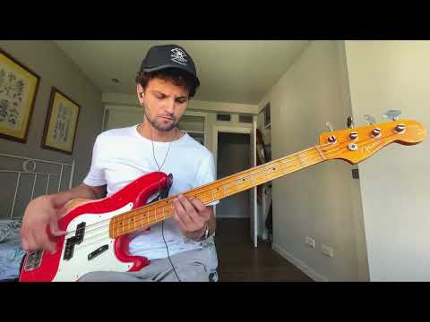 Michael League Bass Groove with PDF Transcription (Notation + Tabs)