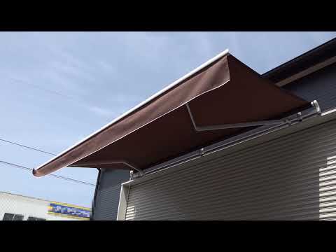 aménagement-balcon-auvent-retractable-parapet-metal