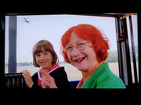 Flyvende Farmor Jeg din motorcykelmand jeg viser dig rund i det smukkeste land