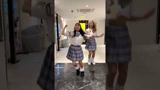 この振付可愛くないですか???#expg #金曜日のおはよう #制服 #制服ダンス #制服女子