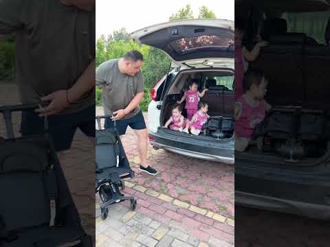 Dad Takes His Four Children Outside on a Beautiful Day ☀️ #triplets #dadlife #familymoments