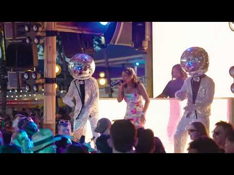 NO FINNS, NO FUN! - FINNS Beach Club Bali