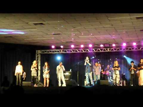 Raiz Coral-Paloma Possi-Manaus