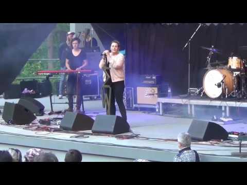 Ewa Farna - Ticho [Bílina, 06.05. 2017]