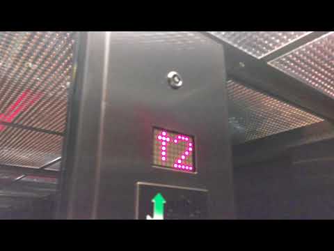 Modded Hydraulic Lift @ Marshall House