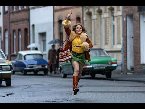 International Trailer [Subtitled]