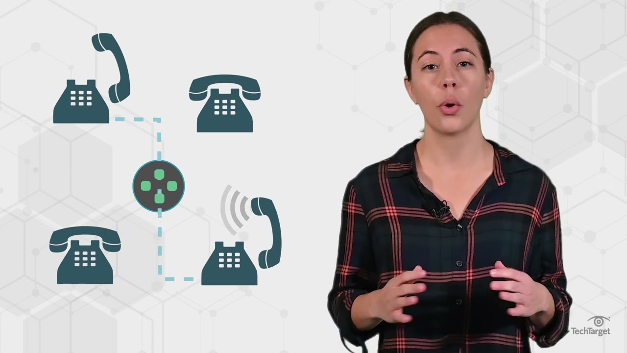 What is the basic difference between circuit switching and packet