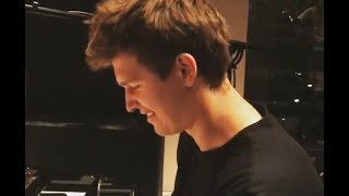 Ansel Elgort - You Can Count On Me (Acoustic)