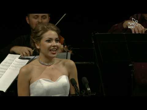 Patricia Janečková: "La Pastorella delle Alpi" (G. Rossini)