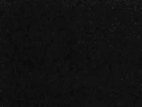 قائد لواء درع الرحمن يقود مجموعة الرشاشات خلال الاشتباكات مع قوات النظام في قرية المفكر في ريف حماة الشرقي