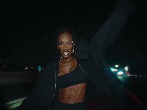 Tiara Thomas – A Hug (Official Music Video)